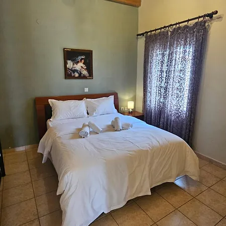 Thalia's Stone House Дом отдыха Ipsilantis